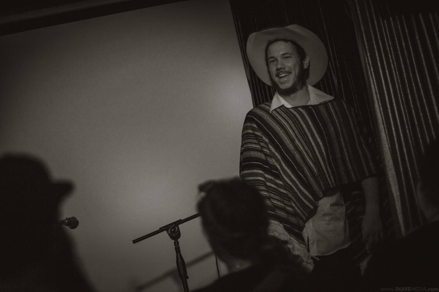 Lukes-Magic-gig-4